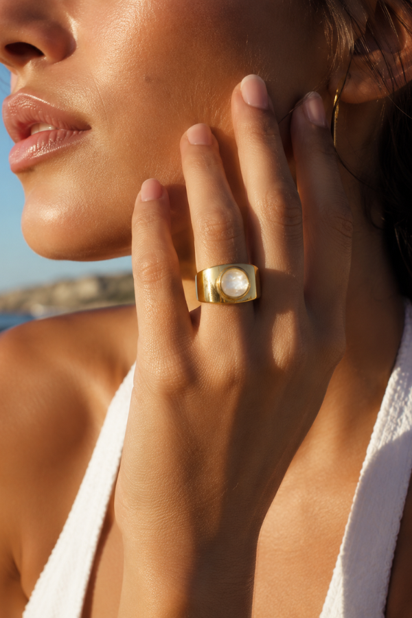 The Maya Pearl Center Ring