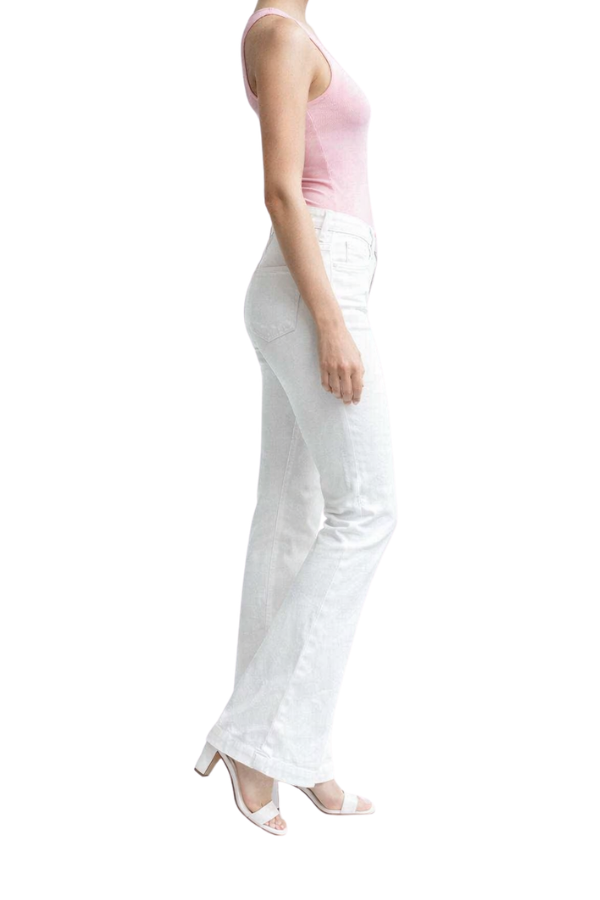 The Jannis Mid Rise Flare Jean